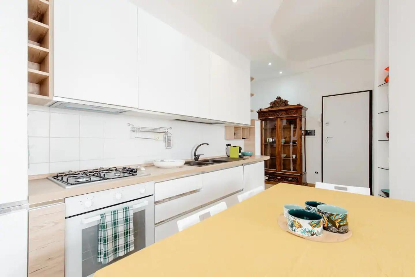 Seafront Penthouse Apartment *